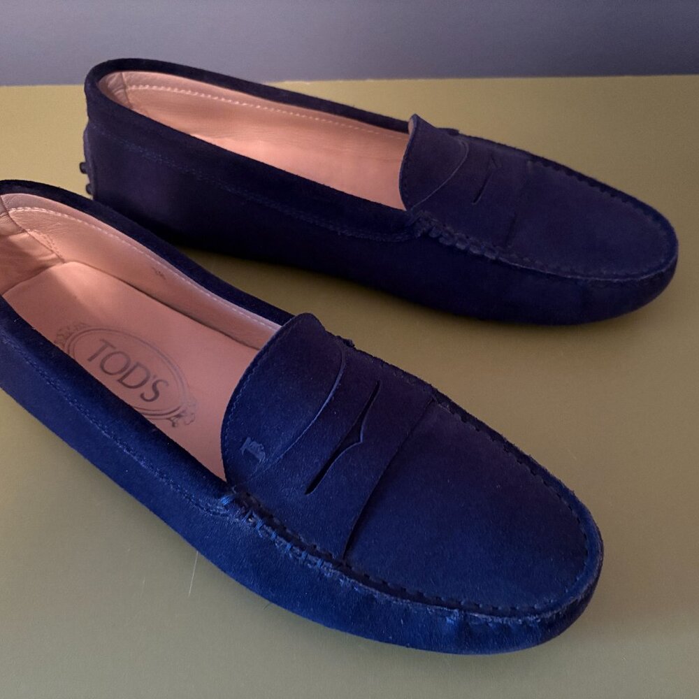 Tod's Gommini Suede Driver Penny Loafers, Navy 38